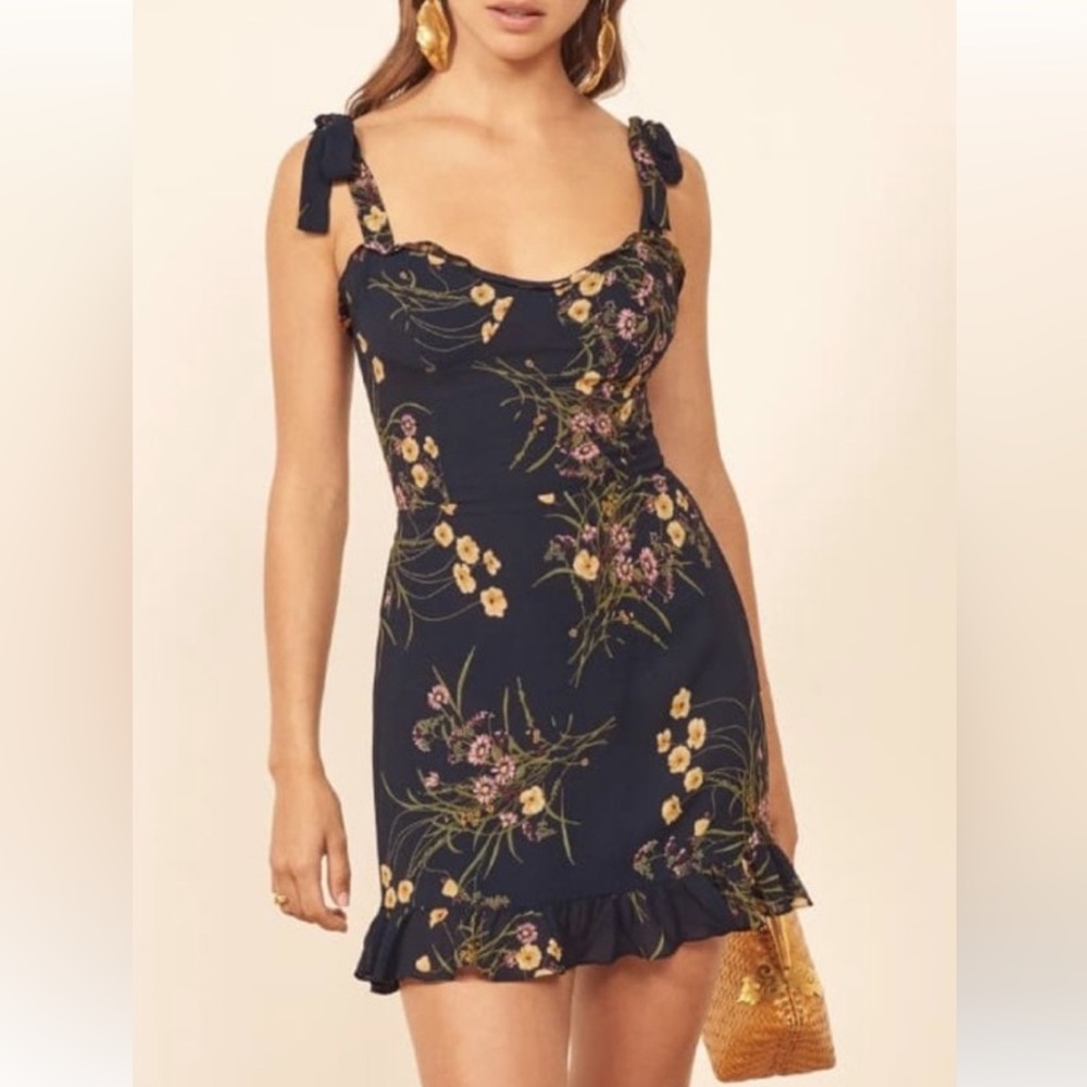 Reformation Christine dress in mademoiselle worn once. Size 6, fits like 4.
